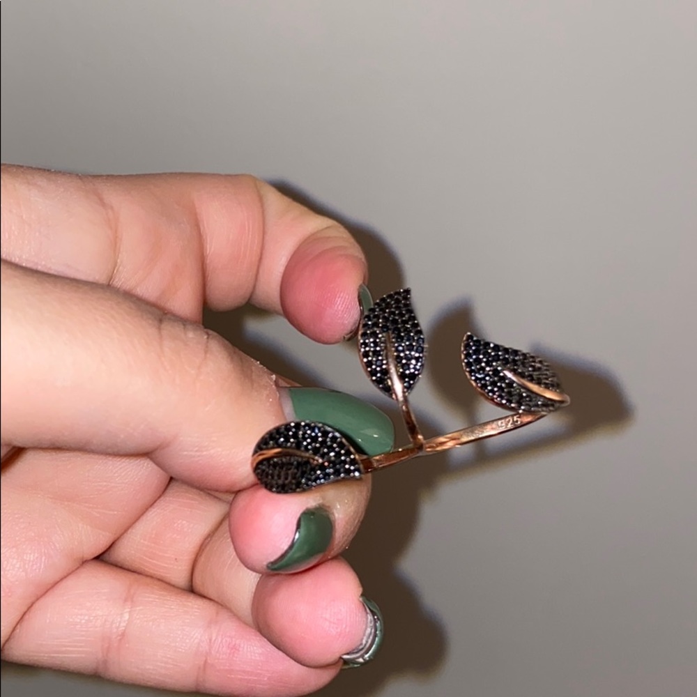 Womens ring - Picture 3 of 3